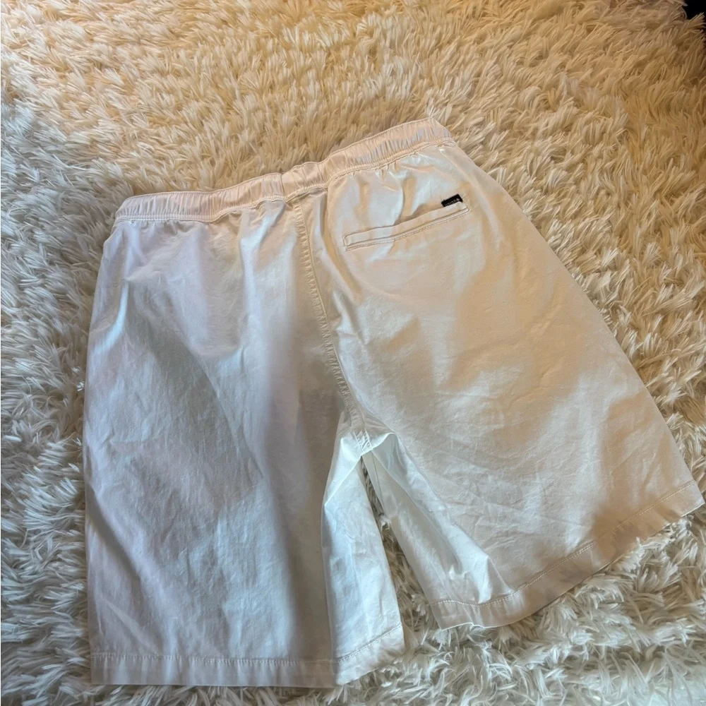 Union flat front elasticized waist white shorts size  small